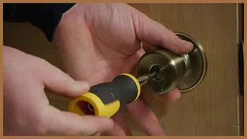 City Locksmith Shop Charlotte, NC 704-800-4955 - 15-unlock-door